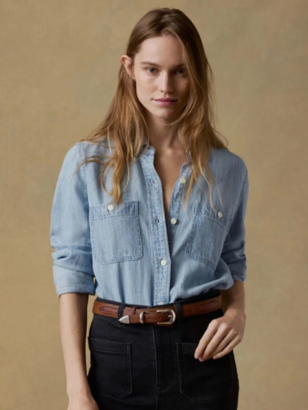 NWT FahertyTried & True Chambray Classic Shirt - Mid Wash